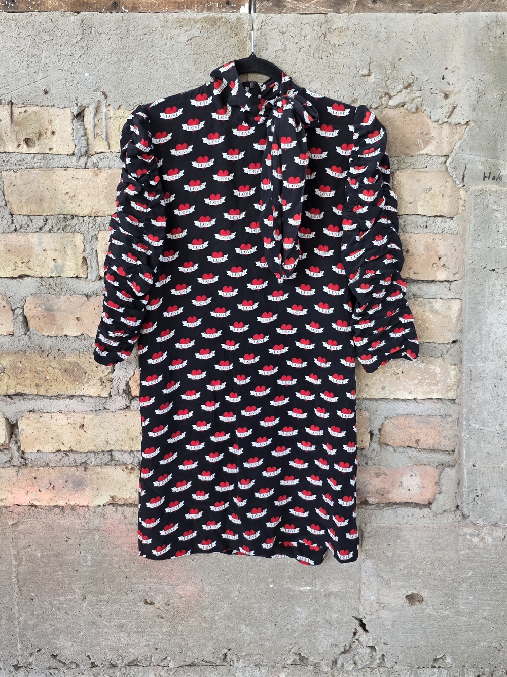​Sandro Paris Black Red Silk Tattoo Hearts & Banners Dress Size 2
